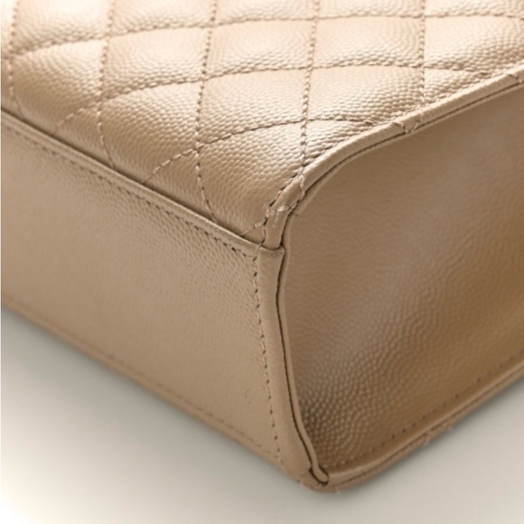 Yves Saint Laurent ENVELOPE MEDIUM IN QUILTED GRAIN DE POUDRE EMBOSSED LEATHER - Picture 3 of 5